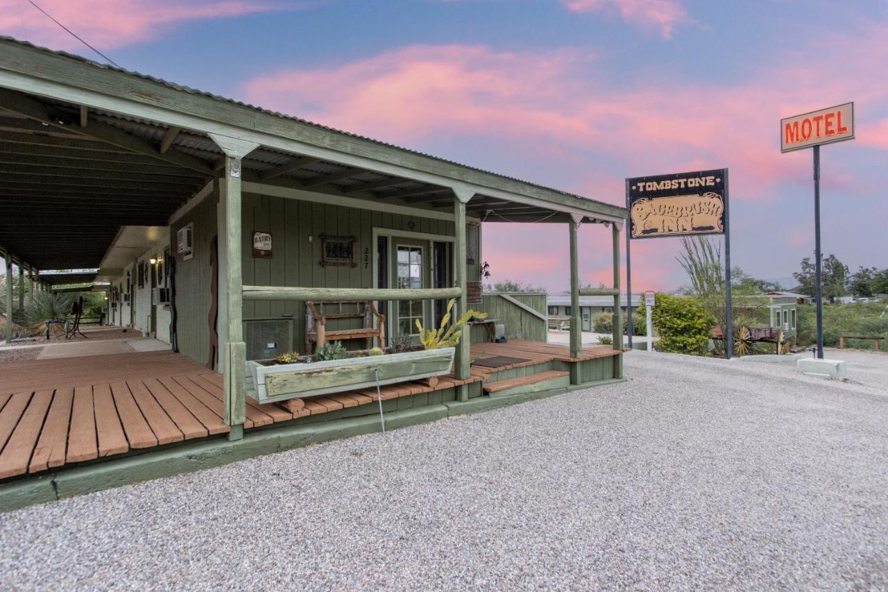 טומבסטון Sagebrush Inn מראה חיצוני תמונה The main building at the station