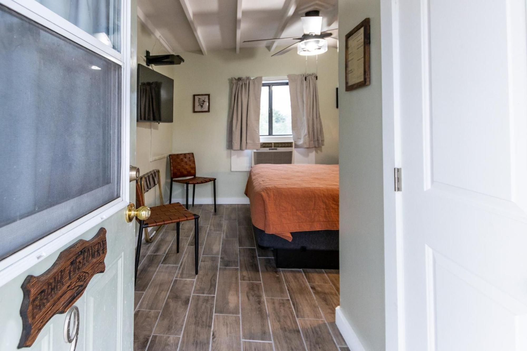 טומבסטון Sagebrush Inn חדר תמונה A room at the motel